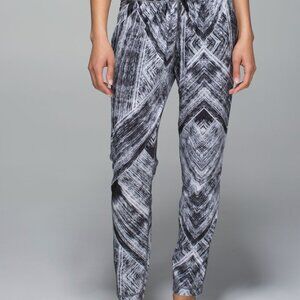 Lululemon loose yoga pants